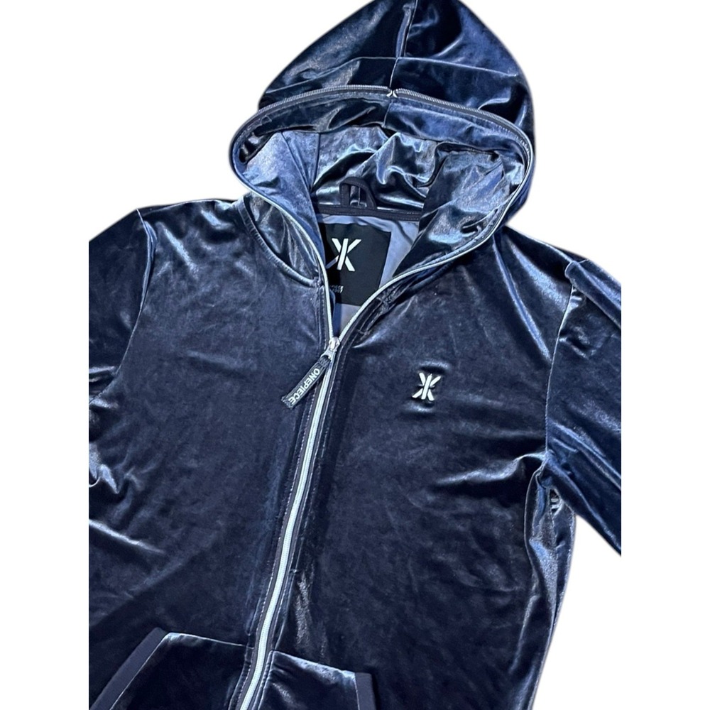 OnePiece Original Velour Jumpsuit Blue Hooded Onesie Mens Womens Medium NWOT - Picture 3 of 11